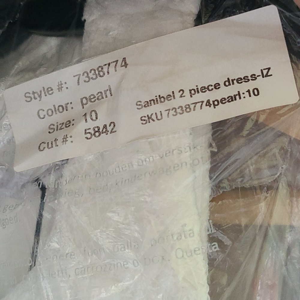 Black Halo 2 pc dress in pearl - Picture 7 of 8